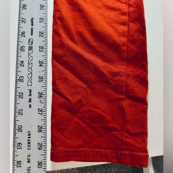 Ann Taylor Jeans Curvy Fit Skinny Jeans Red Washed Color Denim SZ 2 - Like NEW! - Picture 14 of 16